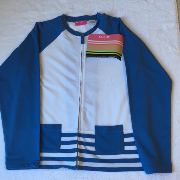 Onque Casuals-NWOT-Lady’s Zippered Top-Size:S - Picture 3 of 8